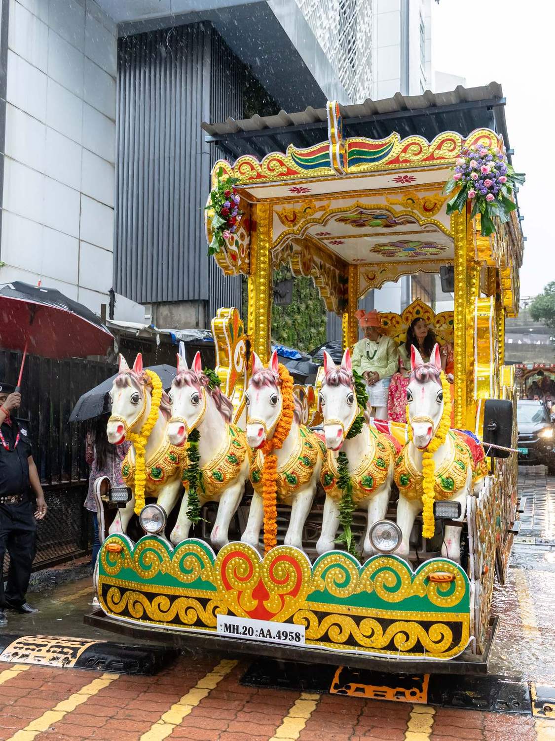Varghodo - a decorated chariot procession